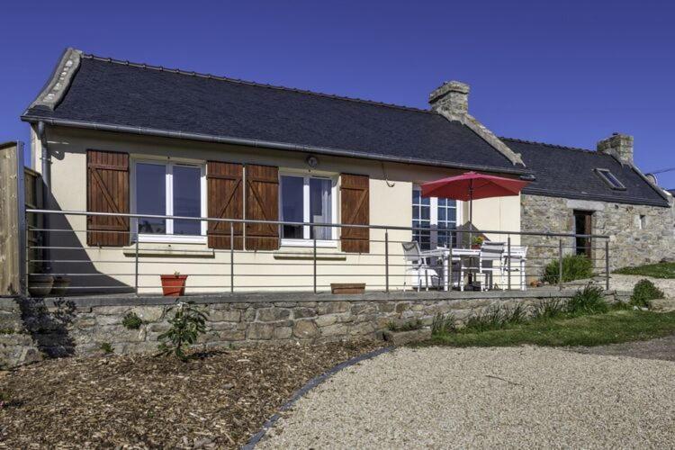 Holiday Home In Plouarzel Extérieur photo