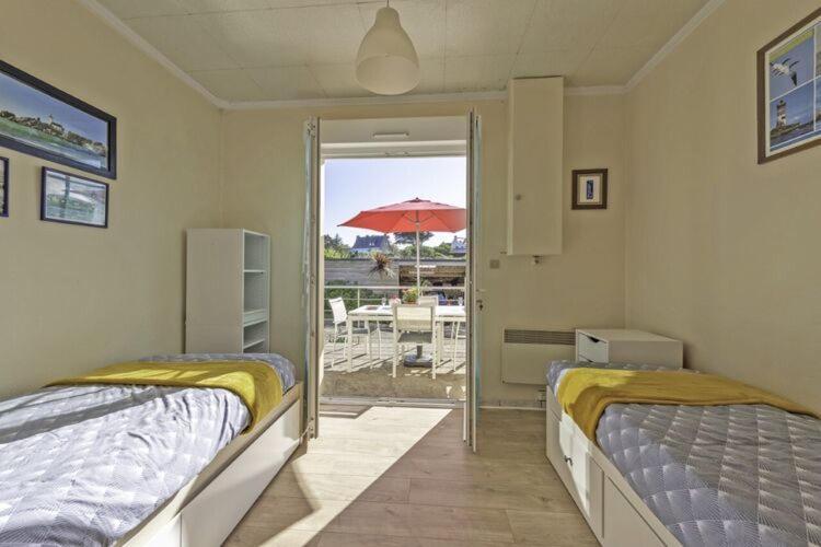 Holiday Home In Plouarzel Extérieur photo